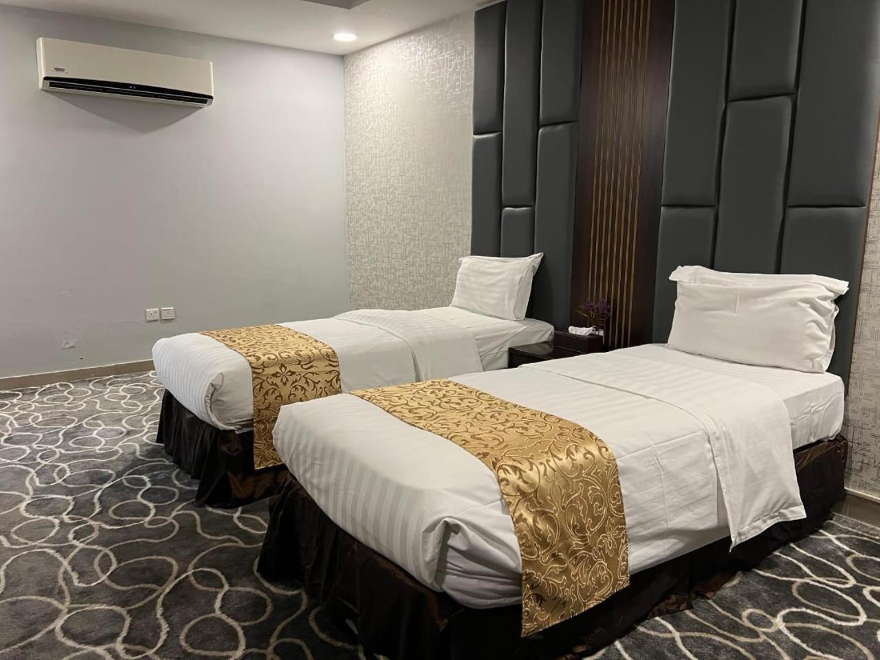 Rose Star Hotel เจดดาห์ ภายนอก รูปภาพ