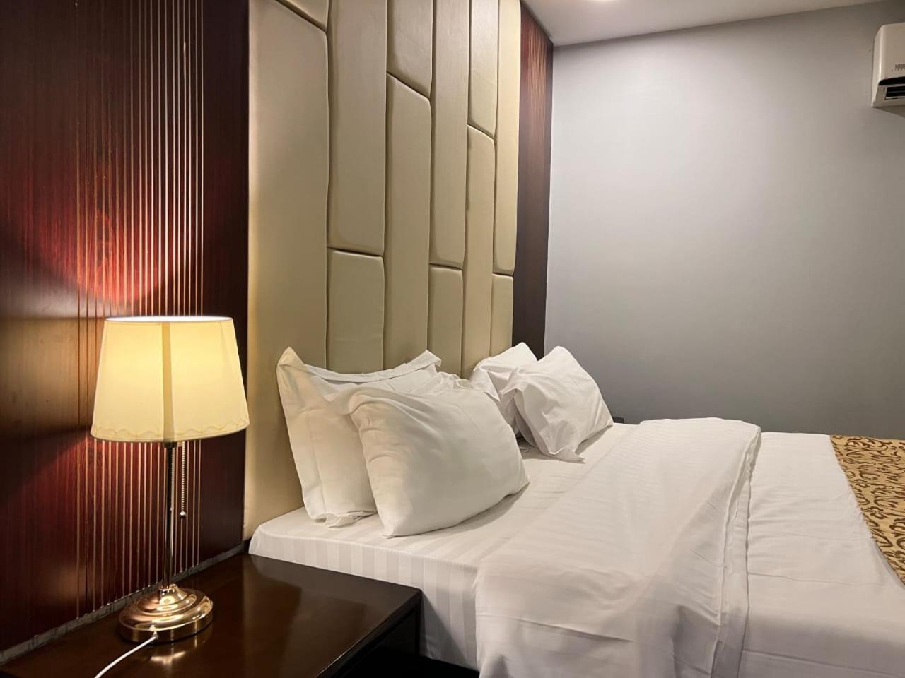 Rose Star Hotel เจดดาห์ ภายนอก รูปภาพ