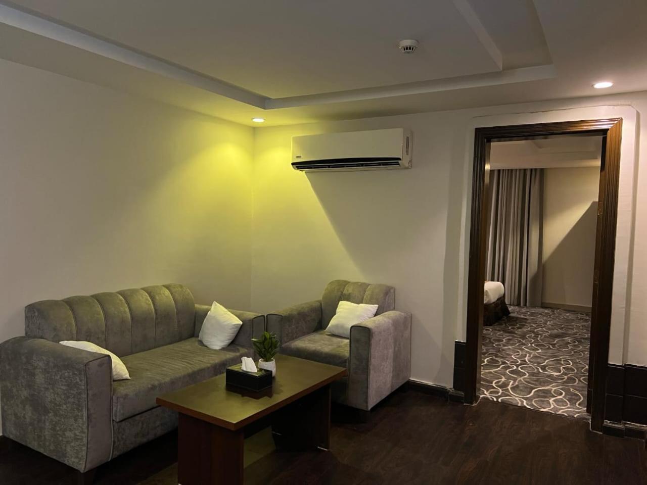 Rose Star Hotel เจดดาห์ ภายนอก รูปภาพ